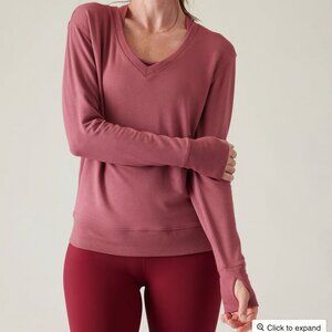 ATHLETA SUNRISE V-neck  Longsleeve SWEATSHIRT - BERRY ROSE Size X-Small